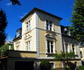 Villa Haberstolz am Park